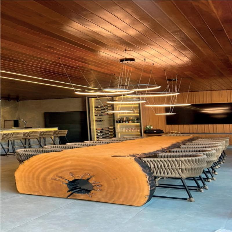Mesa Cascata Donna Flor em ambiente de luxo